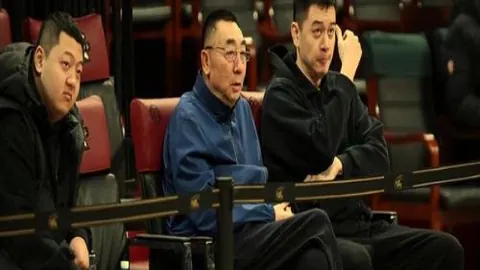 韦斯利加盟皇家社会后，连续一个月未出场